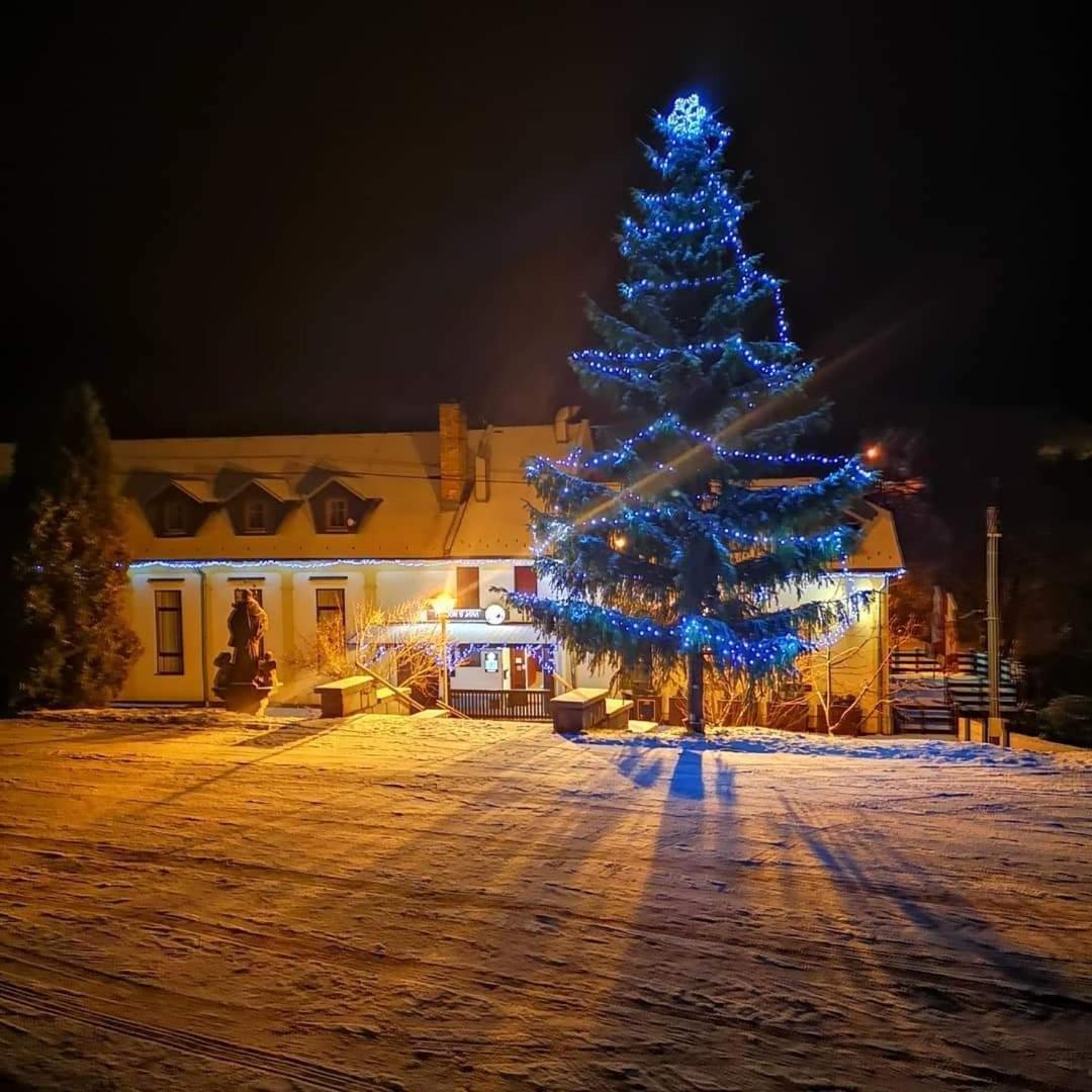 Penzion U Jana Vyprachtice Exterior photo